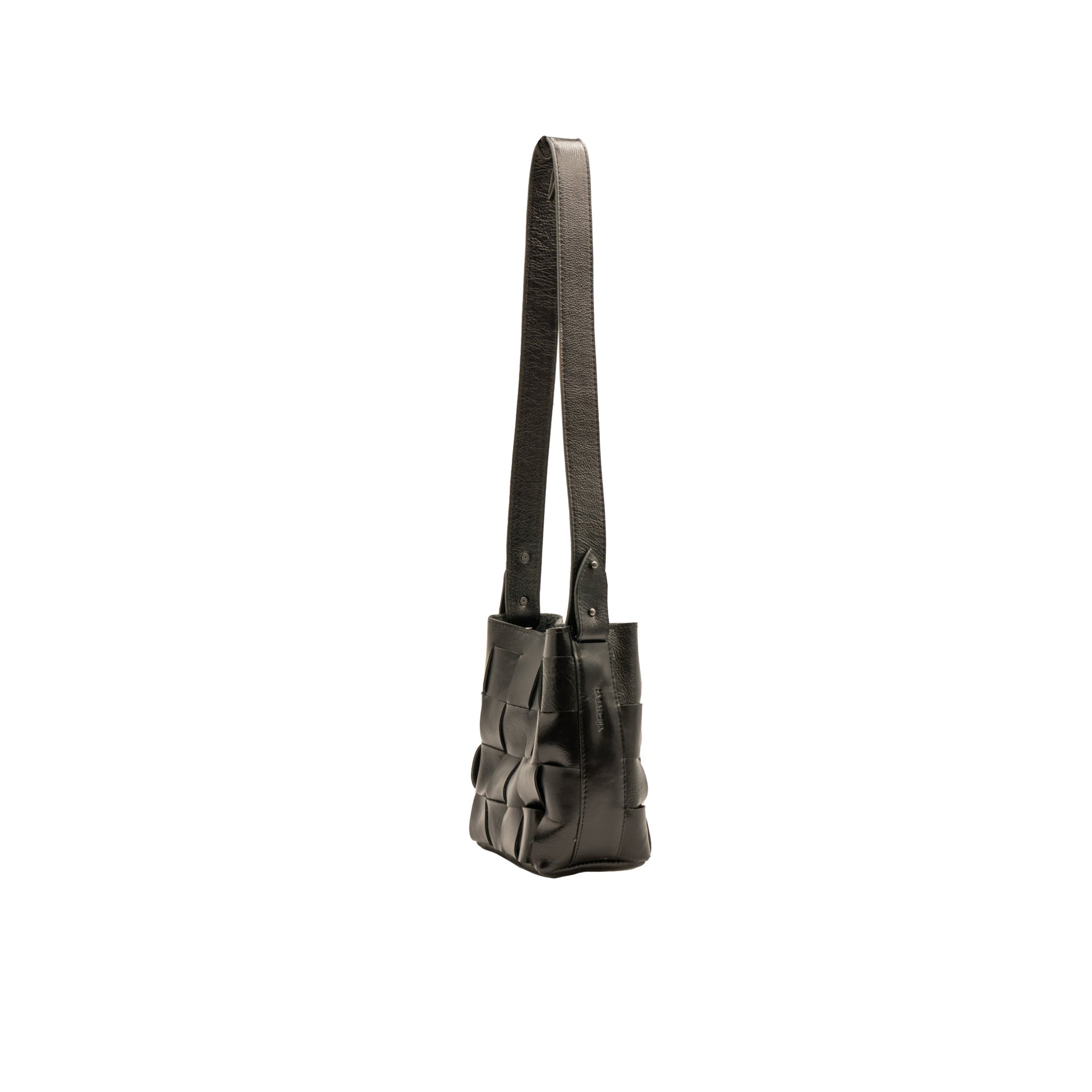 COYOTE BLACK