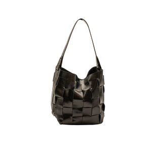 COYOTE BLACK